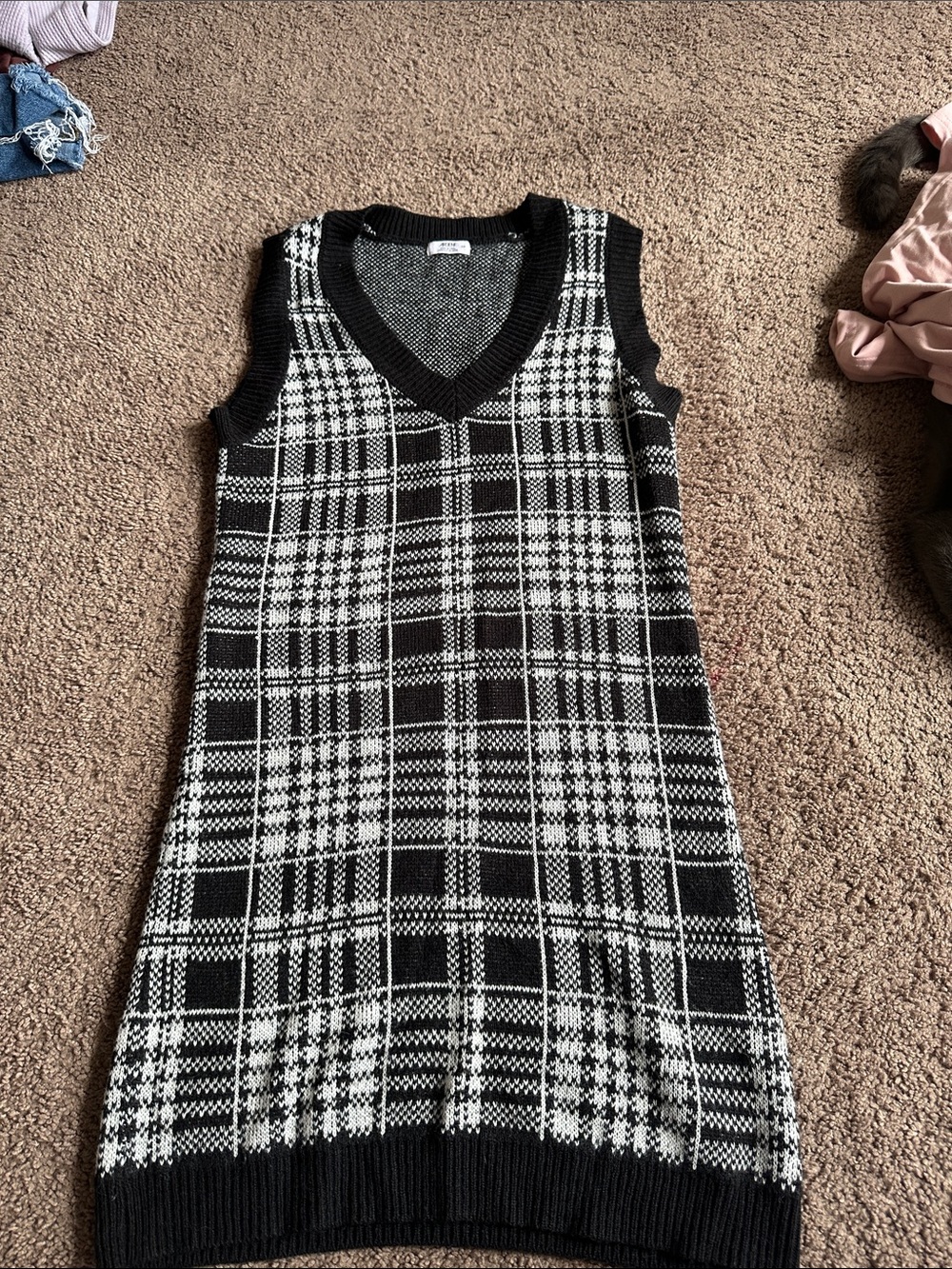 Ardene Black and White Plaid Knit Midi Dress